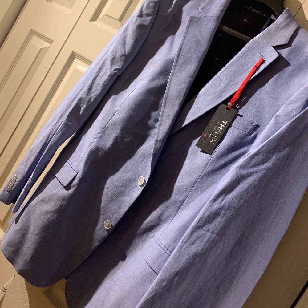 Men’s Tommy Hilfiger Suit Set
